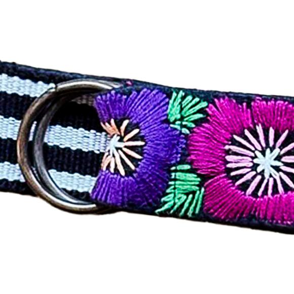 42" Hand-Embroidered Andean-Style Multicolor Floral Cusco Belt with O-Ring - Picture 6 of 8